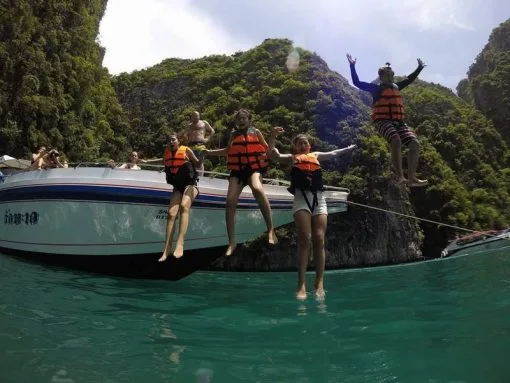 Phuket snorkeling - Phi Phi Island speed boat from Phuket