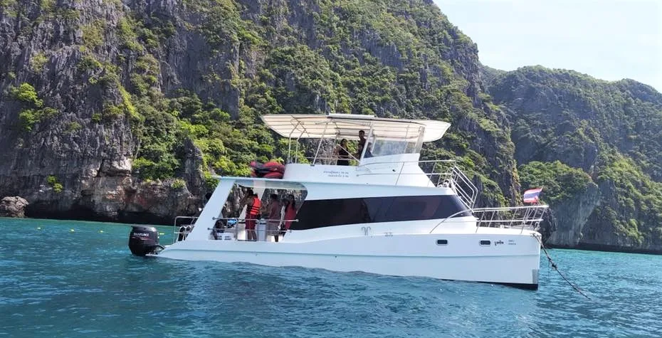 Racha Yai Island private snorkeling charter - phuket snorkeling tours