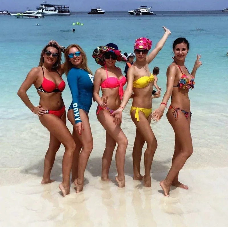 Phuket snorkeling tours Racha Yai island snorkeling - beach visit