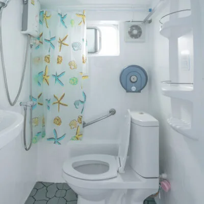 communal toilets on your similan island snorkeling liveaboard
